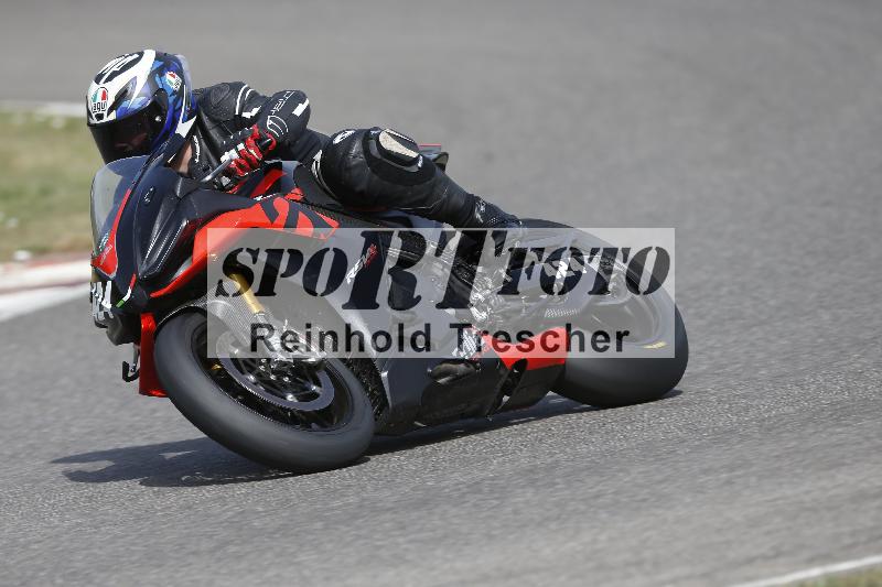 /37 09.08.2026  Pluess Motosport ADR/Freies Fahren/424